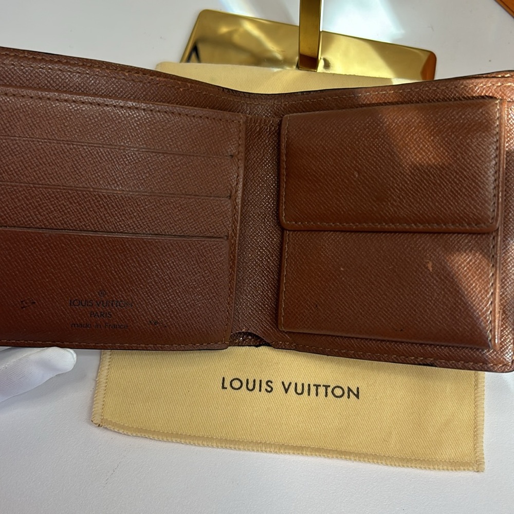 Louis Vuitton LOUIS VUITTON Monogram - Picture 6 of 16